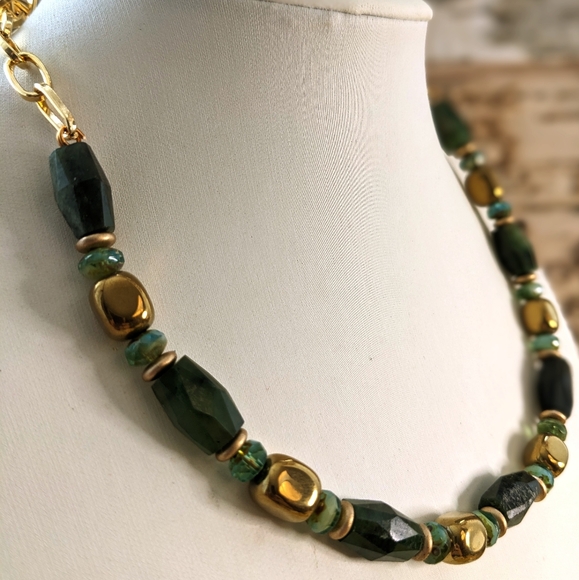 Large Genuine Green Jade Barrel, Picasso Bead, And Gold Nugget Bead Necklace - Picture 4 of 10